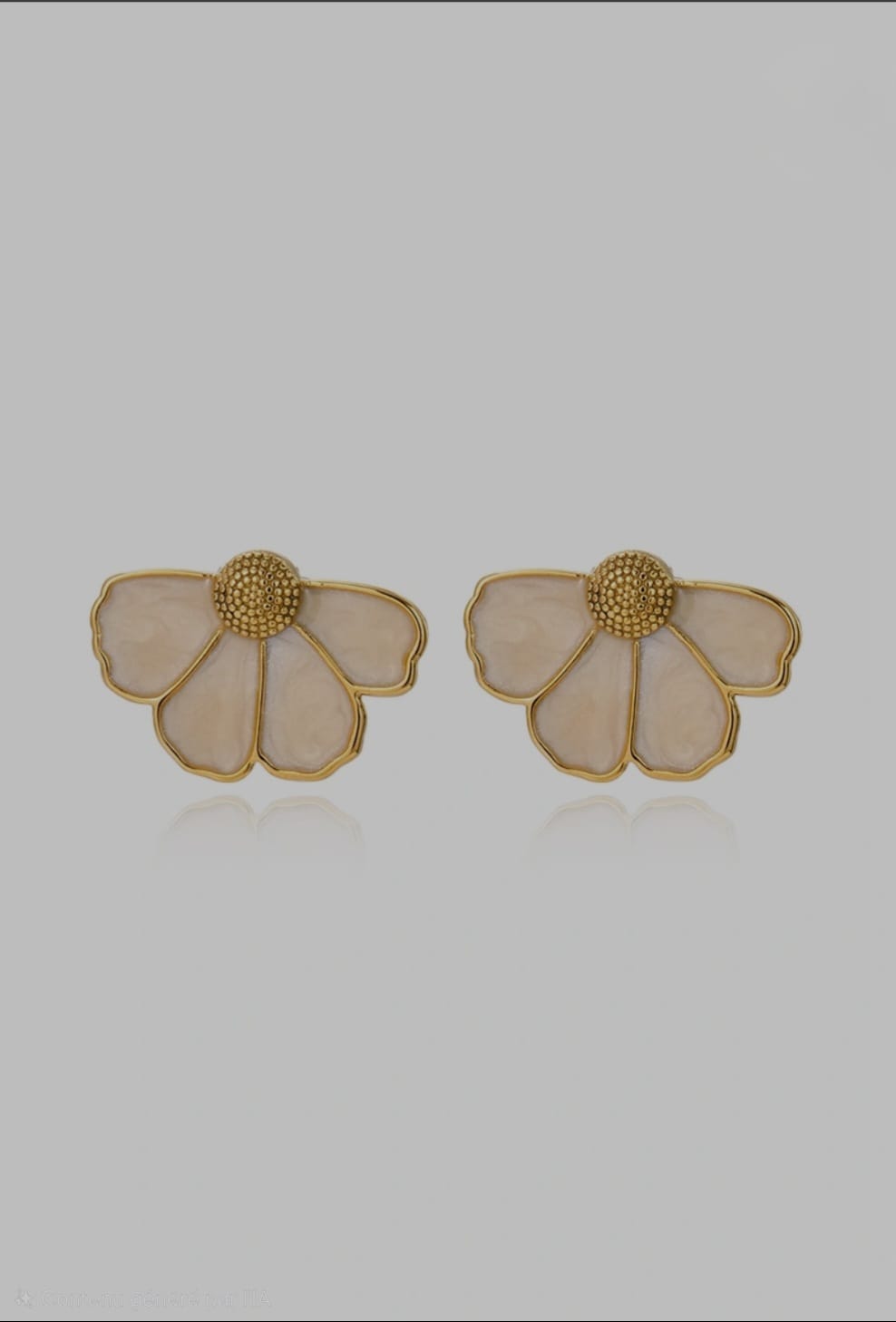 Boucles d'Oreilles "Eclosion Nacrée" Doré